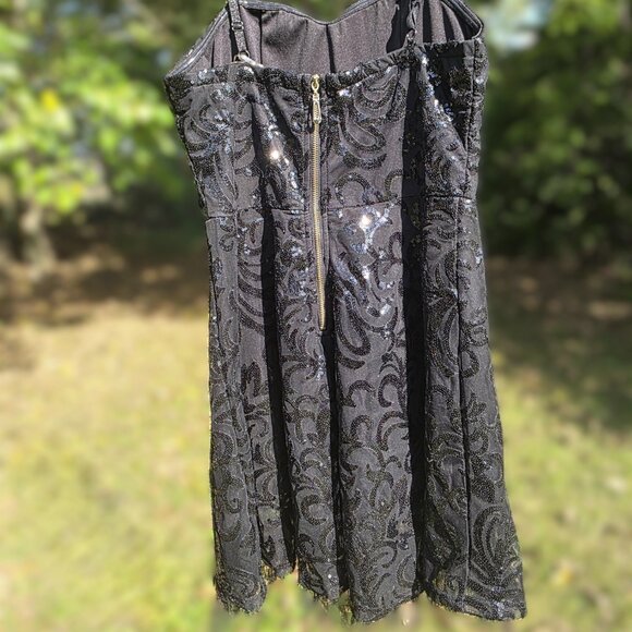 AVAILABLE by ANGELA FASHION Dress Sze M Black sequins homecoming holidays formal - Picture 4 of 8